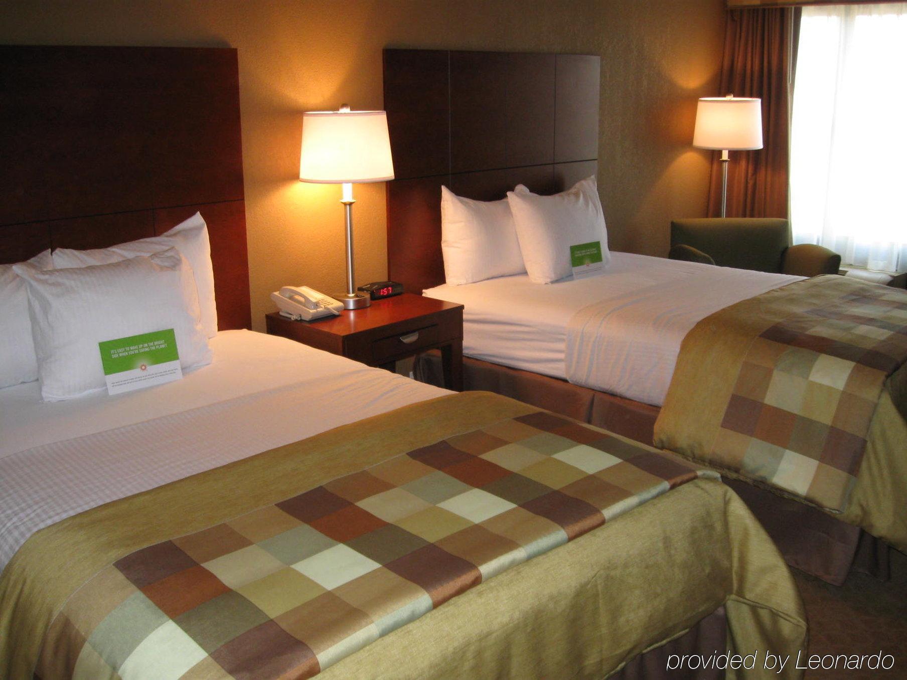 La Quinta By Wyndham Cleveland Airport West Hotel North Olmsted Eksteriør billede